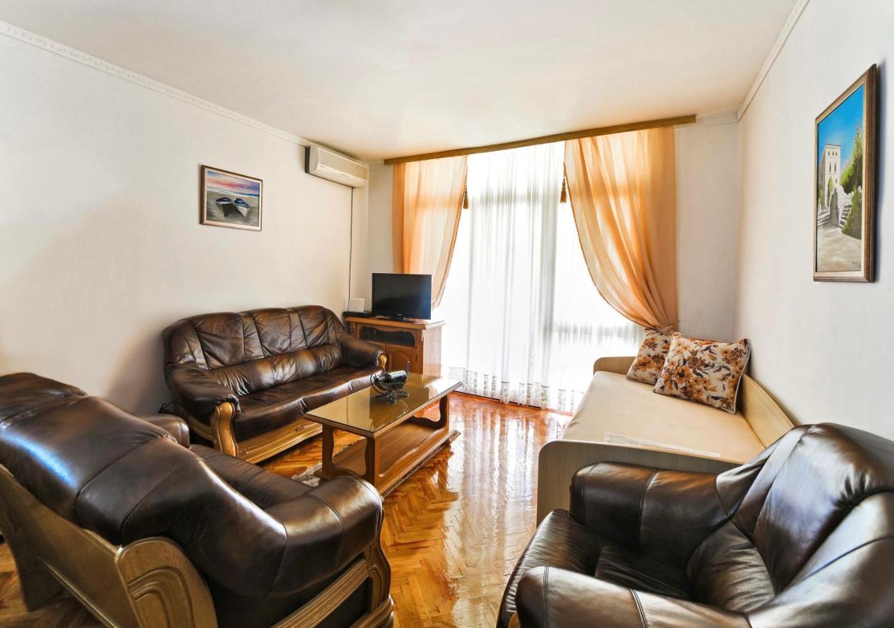 Apartment D-Moll Sutomore Kültér fotó